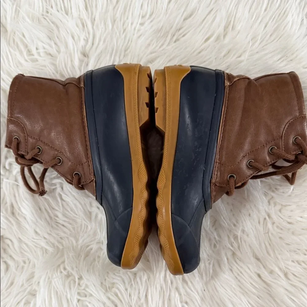Sperry Brown and Black Kids Boots